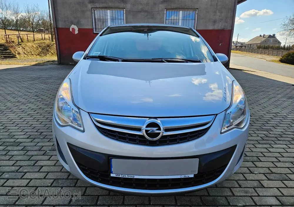 OPEL Corsa 1.2 16V Essentia