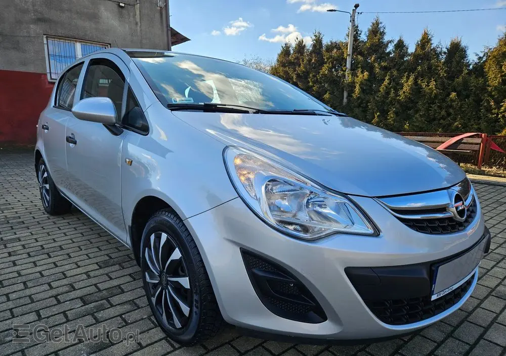 OPEL Corsa 1.2 16V Essentia