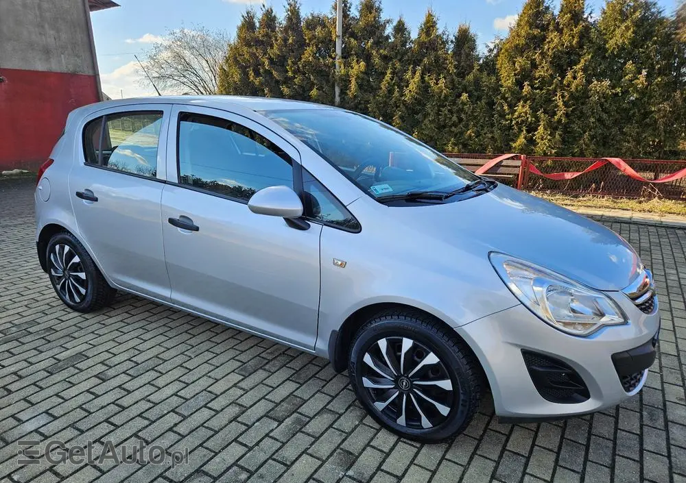 OPEL Corsa 1.2 16V Essentia