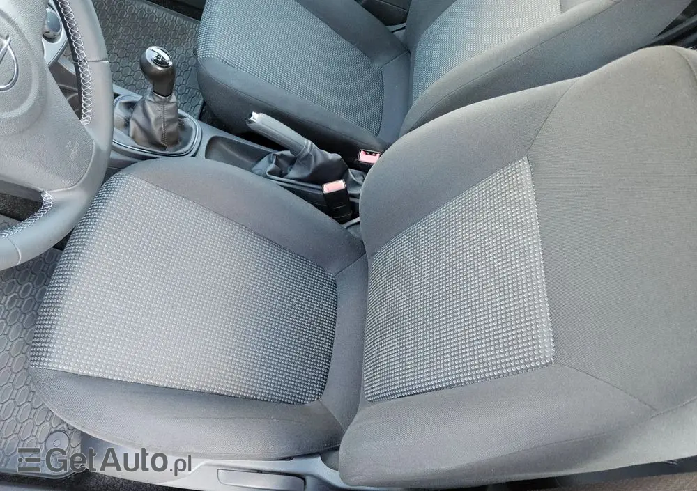 OPEL Corsa 1.2 16V Essentia