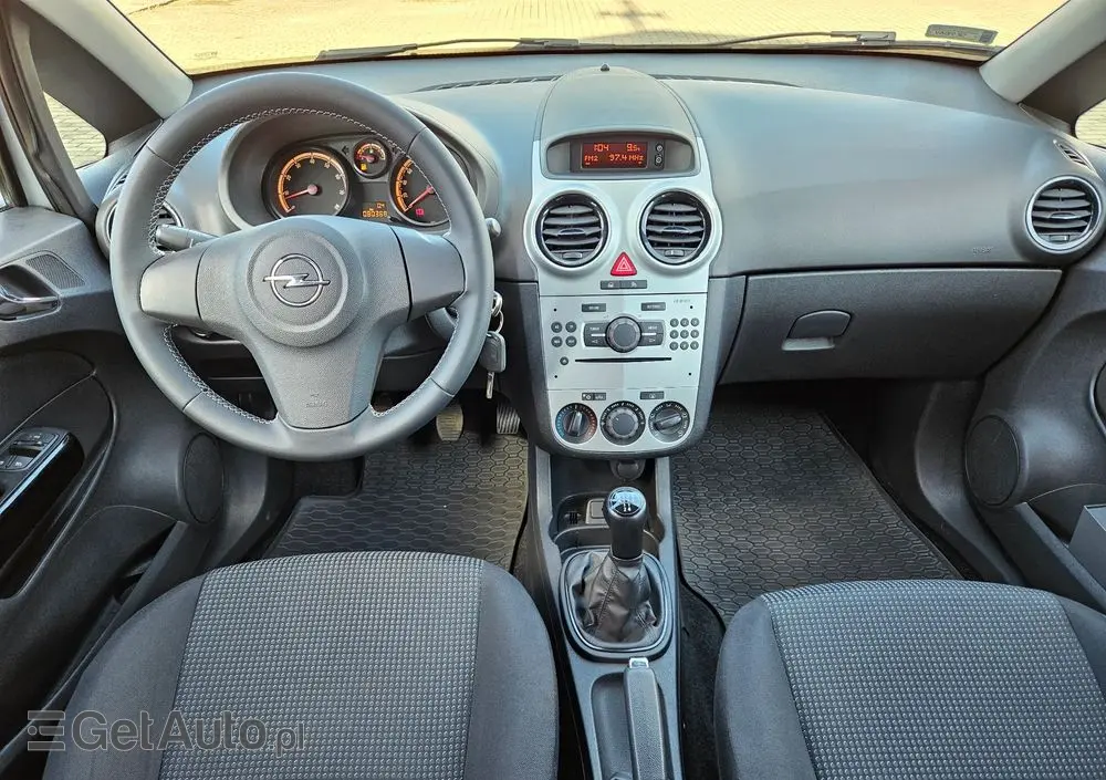 OPEL Corsa 1.2 16V Essentia