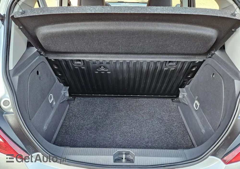 OPEL Corsa 1.2 16V Essentia