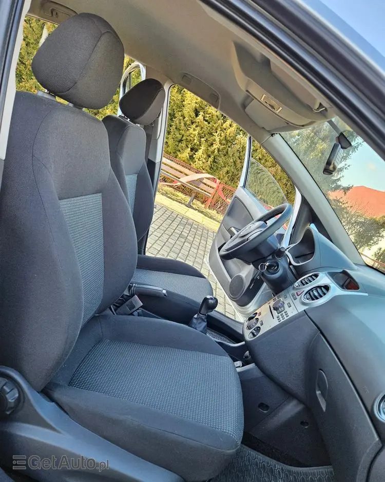OPEL Corsa 1.2 16V Essentia