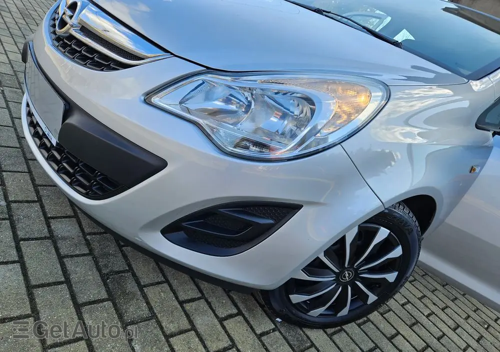 OPEL Corsa 1.2 16V Essentia