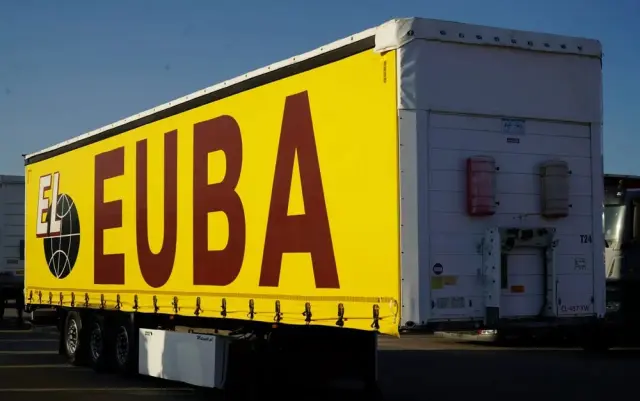 SCHMITZ CARGOBULL FIRANKA / KOSZ NA PALETY / STANDARD / 