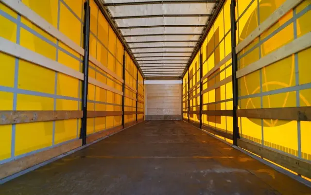 SCHMITZ CARGOBULL FIRANKA / KOSZ NA PALETY / STANDARD / 