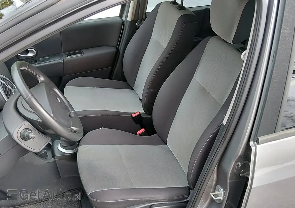 RENAULT Modus 1.2 16V Dynamique