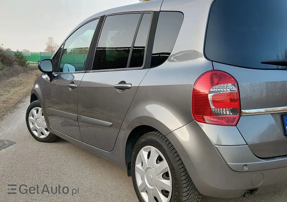 RENAULT Modus 1.2 16V Dynamique