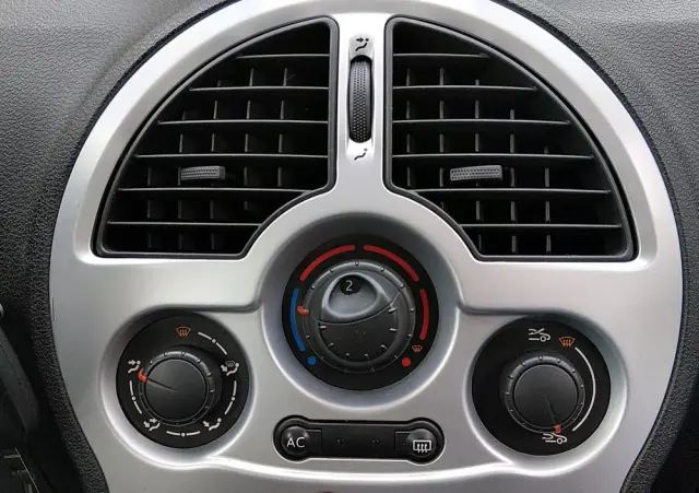 RENAULT Modus 1.2 16V Dynamique