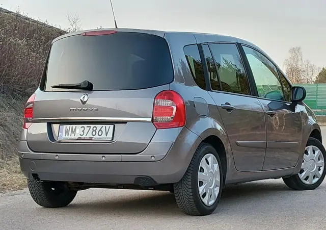 RENAULT Modus 1.2 16V Dynamique