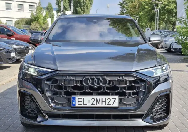AUDI SQ8 