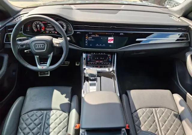 AUDI SQ8 
