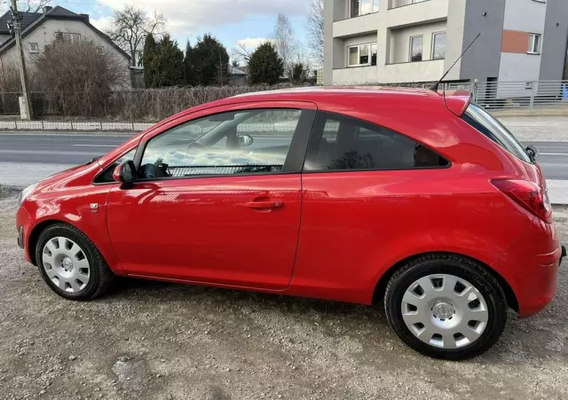 OPEL Corsa 