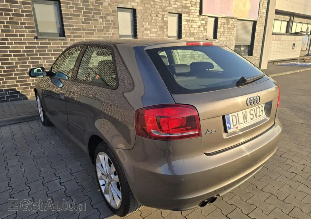 AUDI A3 3-drzwiowe 2.0 TDI Quattro Ambiente