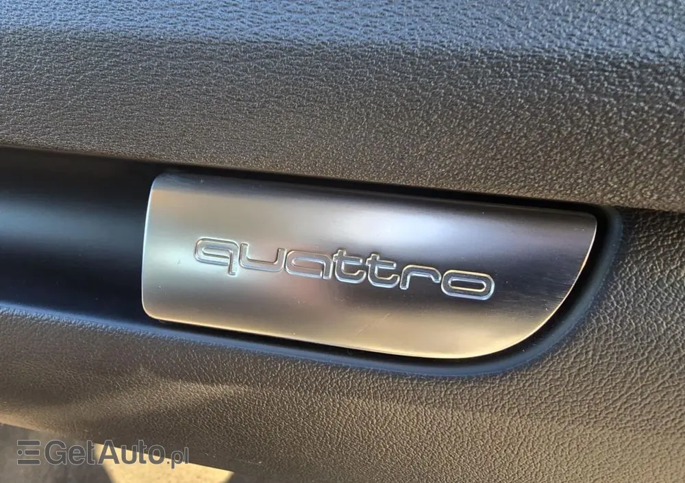 AUDI A3 3-drzwiowe 2.0 TDI Quattro Ambiente