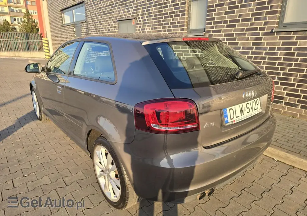 AUDI A3 3-drzwiowe 2.0 TDI Quattro Ambiente