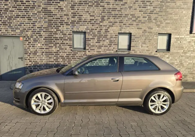 AUDI A3 3-drzwiowe 2.0 TDI Quattro Ambiente