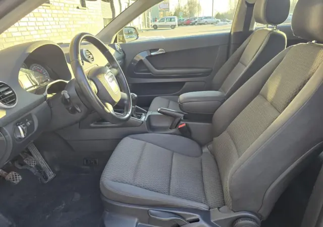 AUDI A3 3-drzwiowe 2.0 TDI Quattro Ambiente