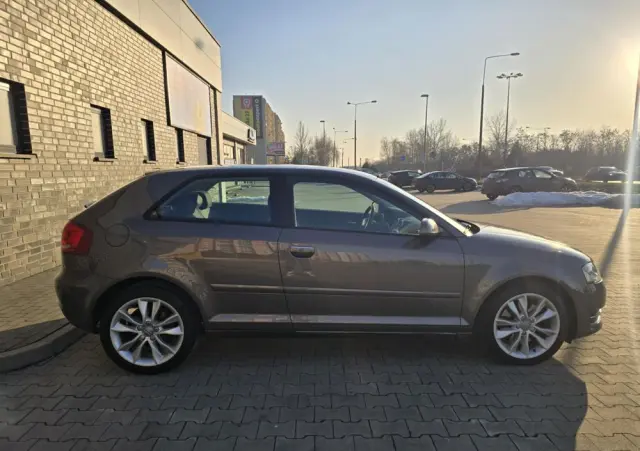 AUDI A3 3-drzwiowe 2.0 TDI Quattro Ambiente