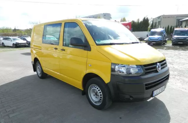 VOLKSWAGEN Transporter 