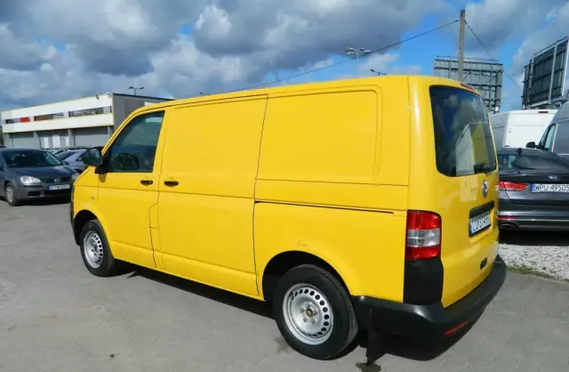 VOLKSWAGEN Transporter 