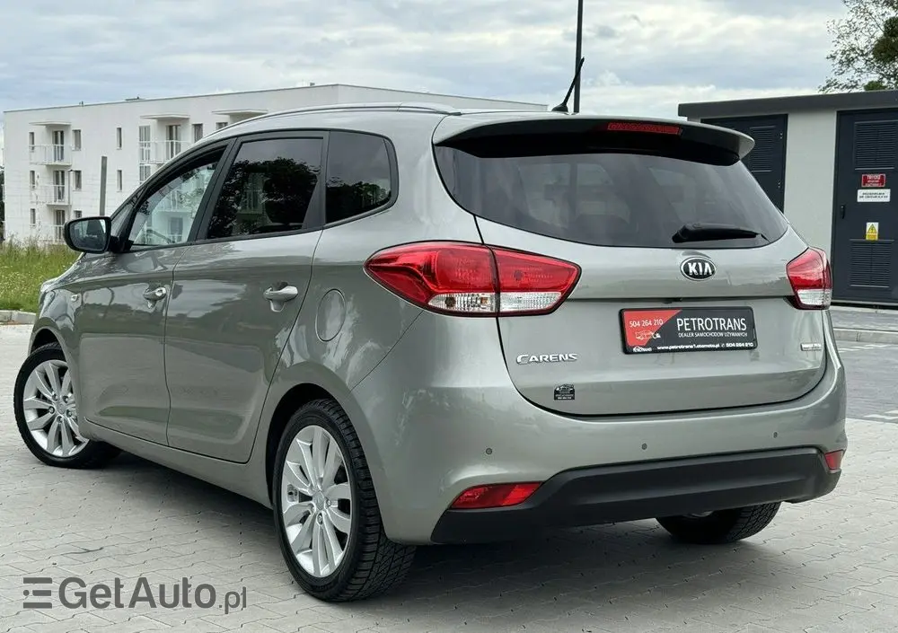 KIA Carens 1.7 CRDi Vision
