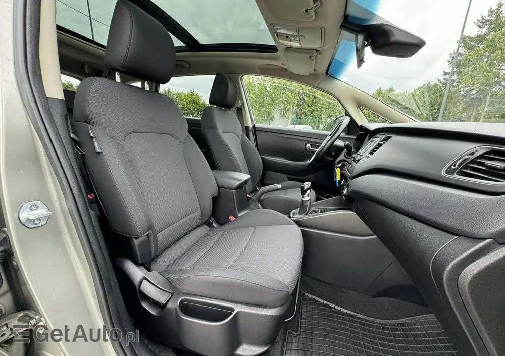 KIA Carens 1.7 CRDi Vision