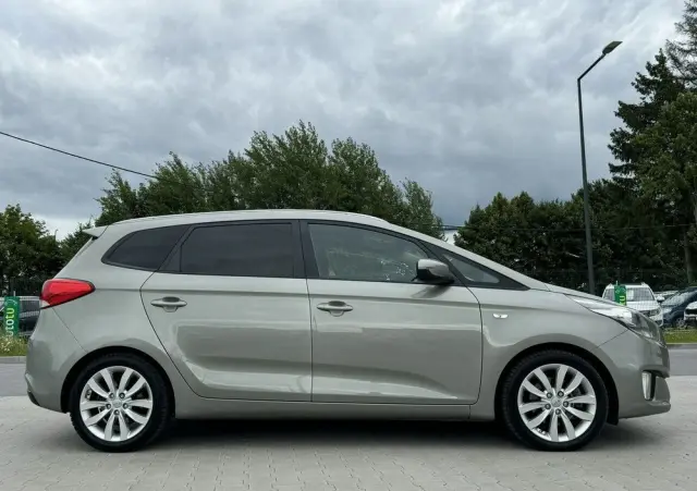 KIA Carens 1.7 CRDi Vision