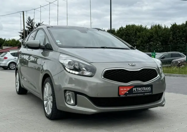 KIA Carens 1.7 CRDi Vision