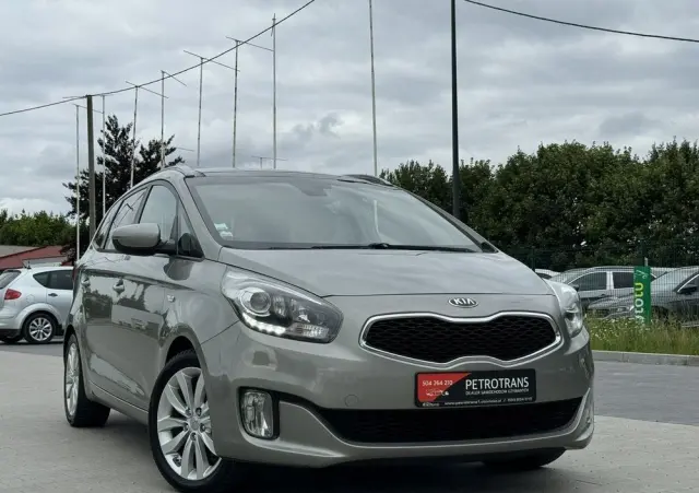 KIA Carens 1.7 CRDi Vision