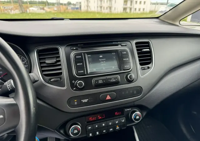 KIA Carens 1.7 CRDi Vision