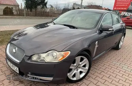 JAGUAR XF 