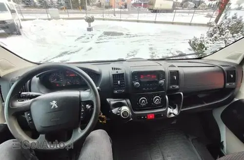 PEUGEOT Boxer 