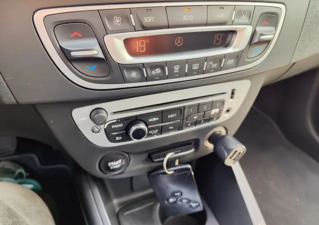 RENAULT Megane ENERGY TCe 115 Start & Stopp LIMITED