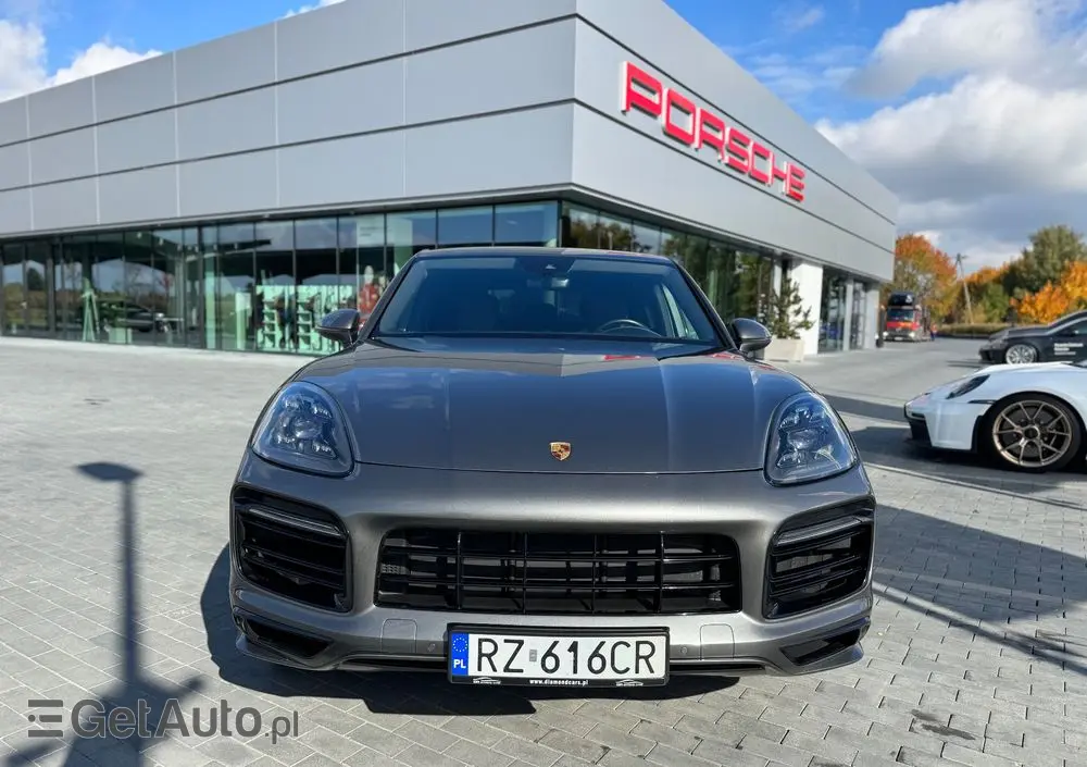 PORSCHE Cayenne Ver-coupe-e--hybrid