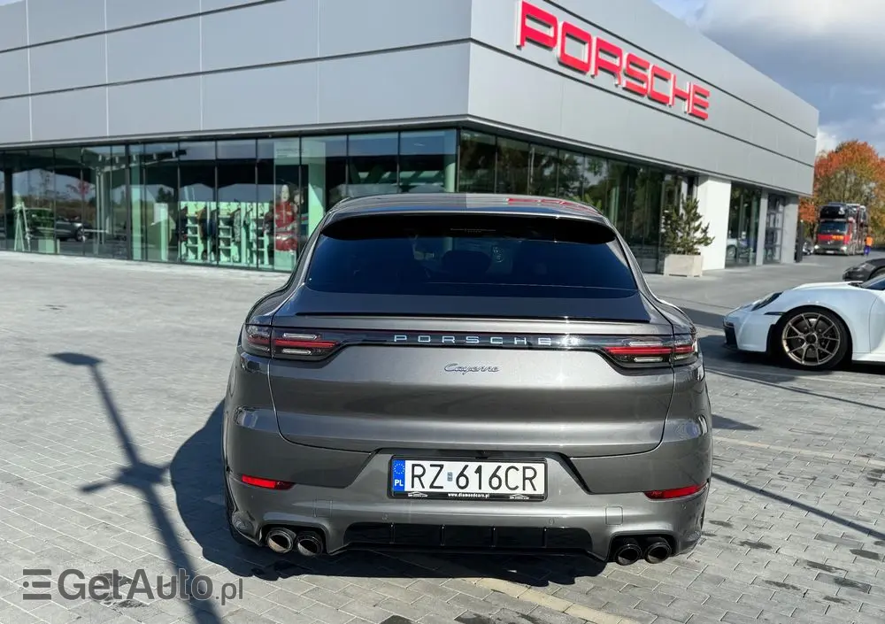 PORSCHE Cayenne Ver-coupe-e--hybrid