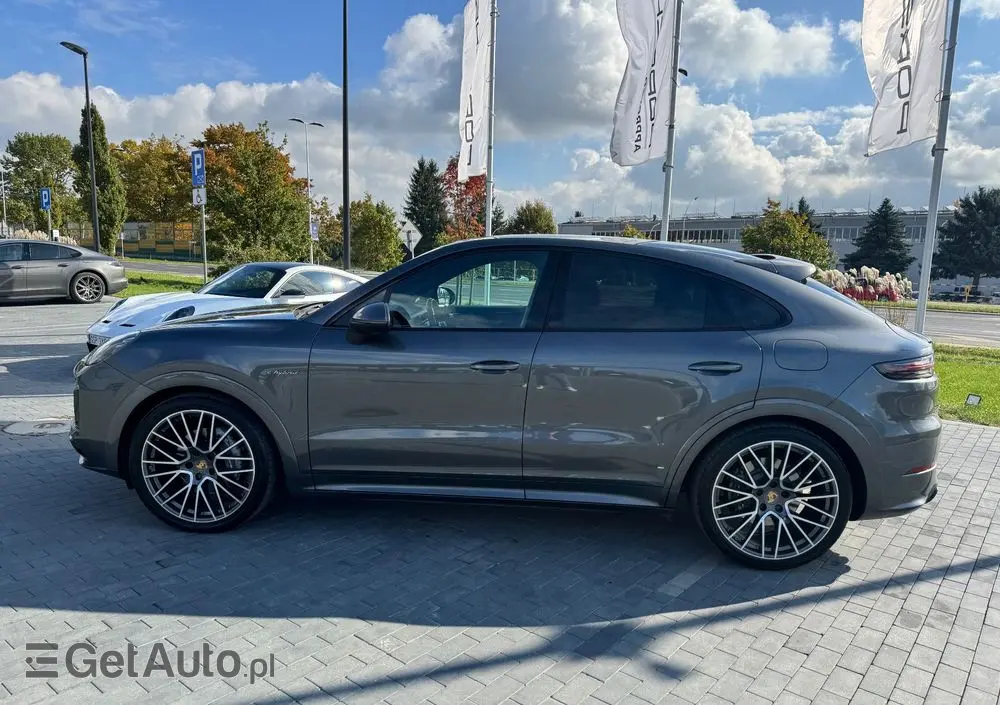 PORSCHE Cayenne Ver-coupe-e--hybrid
