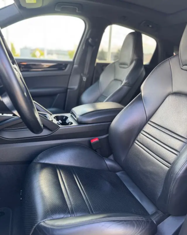 PORSCHE Cayenne Ver-coupe-e--hybrid