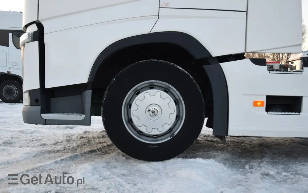 VOLVO FH500 / I-SAVE / EURO 6 / KLIMATYZACJA POSTOJOWA / ACC / LEDY / 2 ZBIORNIKI / FULL SPILERY / SERWISOWANY / SPROWADZONY 