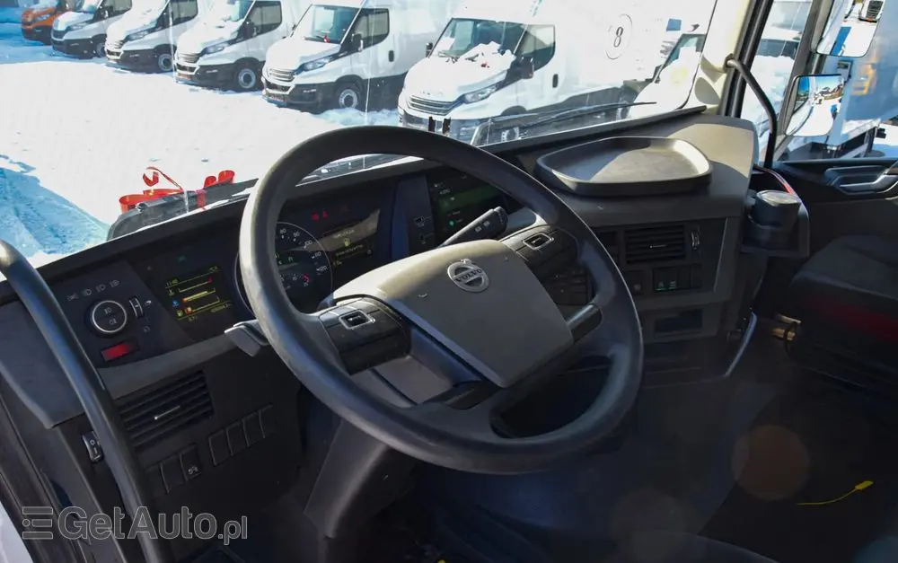 VOLVO FH500 / I-SAVE / EURO 6 / KLIMATYZACJA POSTOJOWA / ACC / LEDY / 2 ZBIORNIKI / FULL SPILERY / SERWISOWANY / SPROWADZONY 