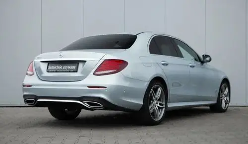 MERCEDES-BENZ Klasa E 