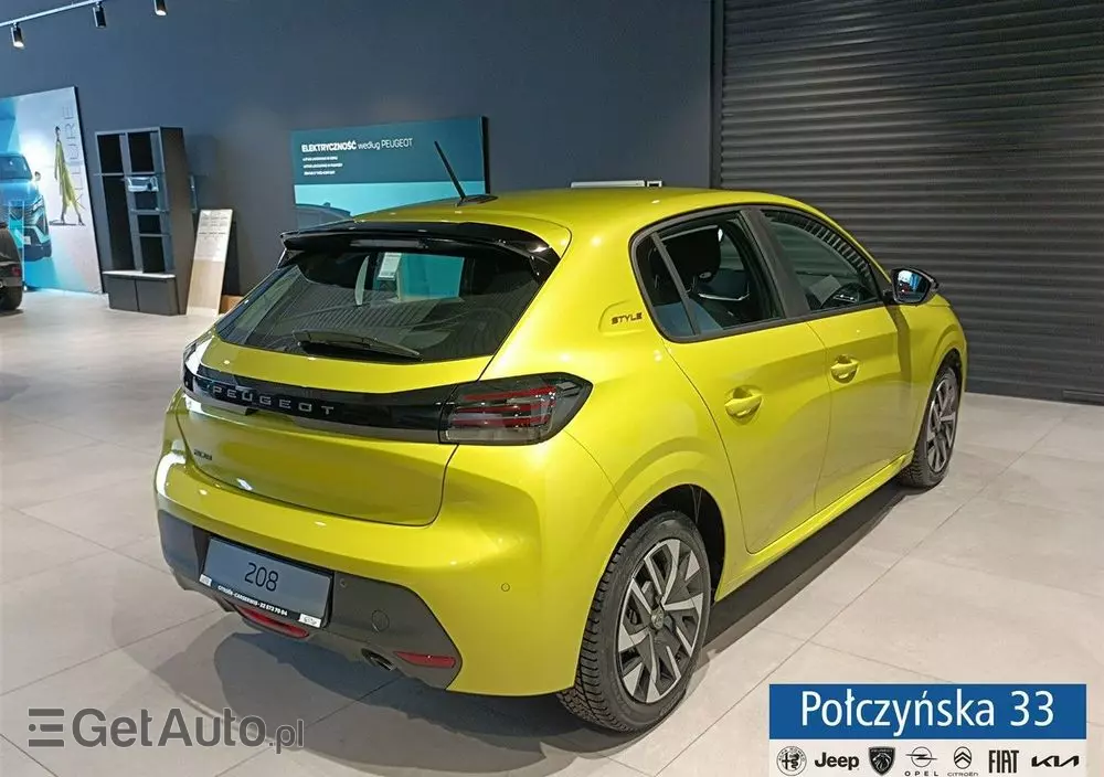 PEUGEOT 208 