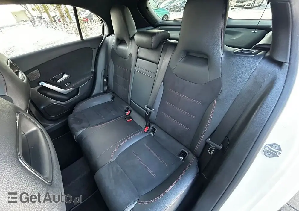MERCEDES-BENZ Klasa A 200 4-Matic AMG Line 8G-DCT
