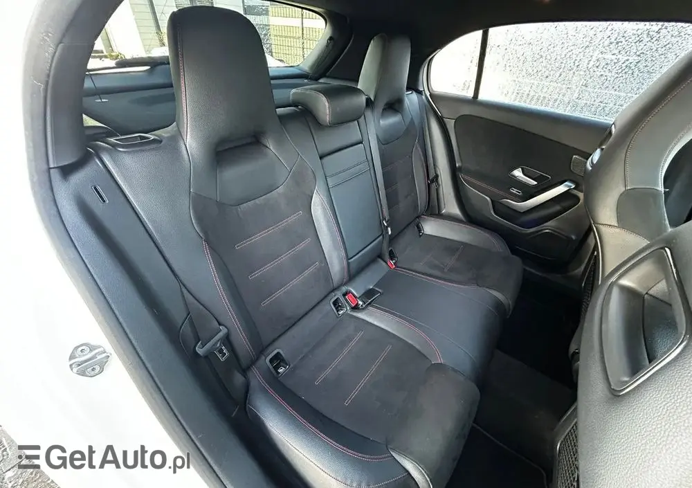 MERCEDES-BENZ Klasa A 200 4-Matic AMG Line 8G-DCT