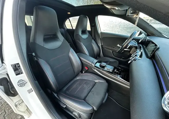 MERCEDES-BENZ Klasa A 200 4-Matic AMG Line 8G-DCT