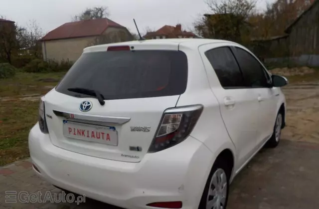 TOYOTA Yaris 