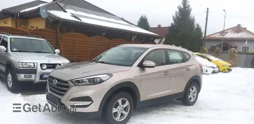 HYUNDAI Tucson 