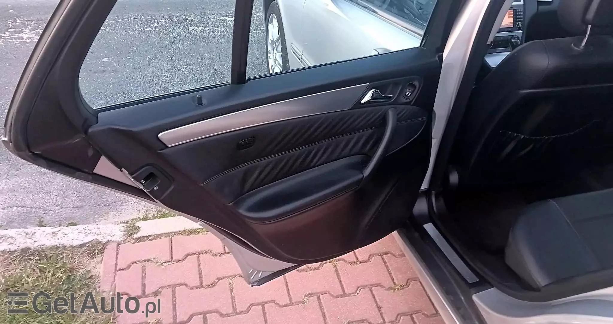 MERCEDES-BENZ Klasa C 320 T 4Matic Avantgarde Sport Edition