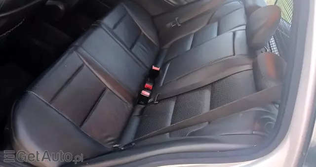 MERCEDES-BENZ Klasa C 320 T 4Matic Avantgarde Sport Edition