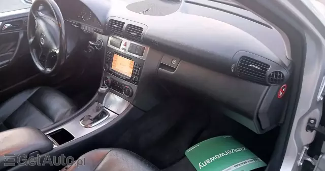 MERCEDES-BENZ Klasa C 320 T 4Matic Avantgarde Sport Edition